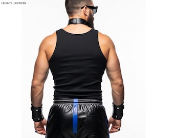 Regular leren herenshort | Gelaagde streetcore-mode | Hedendaagse festivalgarderobe | Avondje uit-ensemble | Cadeau voor hem