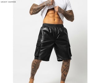 Pantaloncini da uomo in pelle nera / Stile urban industriale / Abbigliamento streetwear da sera / Outfit audace per festival / Regalo per lui