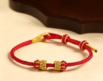 Pulsera de hilo rojo hecha a mano para la suerte y la protección, joyería minimalista ajustable con nudo, pulsera de cordón con cuentas de la suerte para hombres, mujeres y niños.
