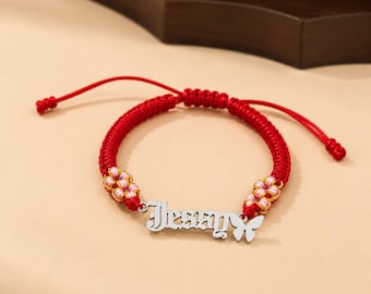 Pulsera de macramé con nombre personalizado, pulsera de hilo rojo personalizada, joyería de cordón ajustable, regalo de cuentas de flores para mujeres y hombres, regalo para parejas para ella y para él.