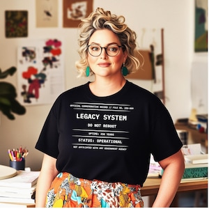 Lustiges Software Engineer Shirt Vermächtnis System Tee sarkastisches Programmierer Geschenk