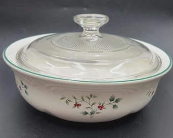 Winterberry 1 Quart Casserole w/Glass Lid (109-310-00) - Pfaltzgraff (12)