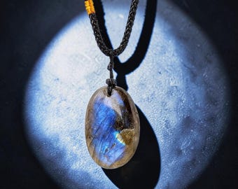 Blue Labradorite Crystal Necklace Natural Moonstone Pendant Spiritual Healing Jewelry Adjustable Cord Meditation Gift for Him Her