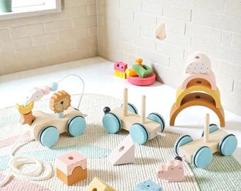 Montessori Wooden Animal Pull Train Toy: Stacking Blocks for Toddler Learning