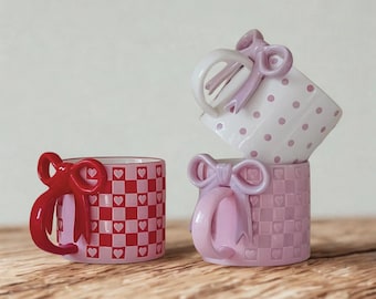Heart Checkerboard Mug with Bow Handle – Ceramic Coffee Cup