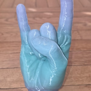 Escultura de roca impresa en 3D en la mano: decoración de escritorio con efecto mármol, regalo para amantes de la música.