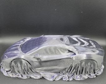 Escultura de superdeportivo drapeada - Arte de la cubierta del coche iridiscente metálico