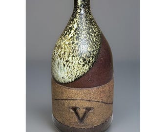 VTG Late Century Studio Pottery Stoneware Vase Signed "V" Monogram Wt. 2.74lbs.