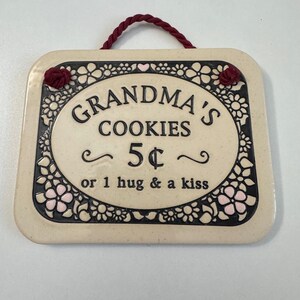 Placa de cerámica artesanal Trinity Pottery con diseño de galletas de la abuela para decoración de pared, fabricada en EE. UU.