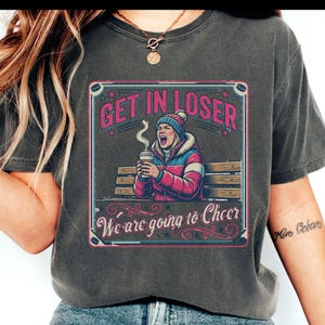 Sube, perdedor, vamos a animar Sube, perdedor, vamos a animar Camiseta divertida de mamá de hockey Camiseta de hockey sobre hielo Regalo para mamá de hockey Gradas