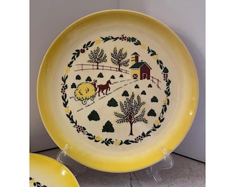 Plato llano vintage Grant Crest Country Charm de 25 cm (10 pulgadas) - Escena de granja con establo y carro de heno.