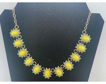 Vintage J.Crew Style Yellow Sunburst Statement Necklace Gold Tone Choker Jewelry