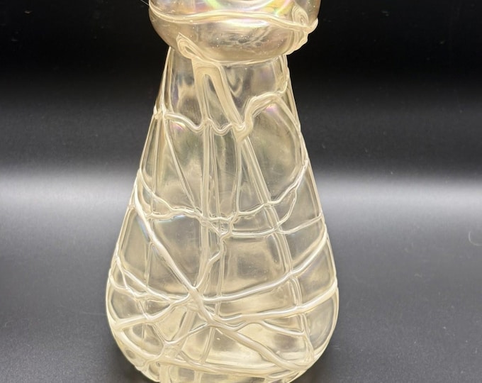 Kralik Iridescent Art Nouveau Veined Vase