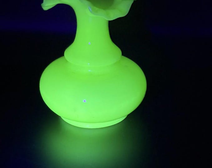 Uranium Glass Vase/ Ruffled Top/ Fenton