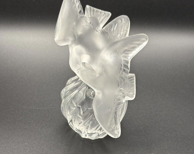 Nina Ricci Perfume Bottle with Lalique Glass Kissing Doves  Stopper