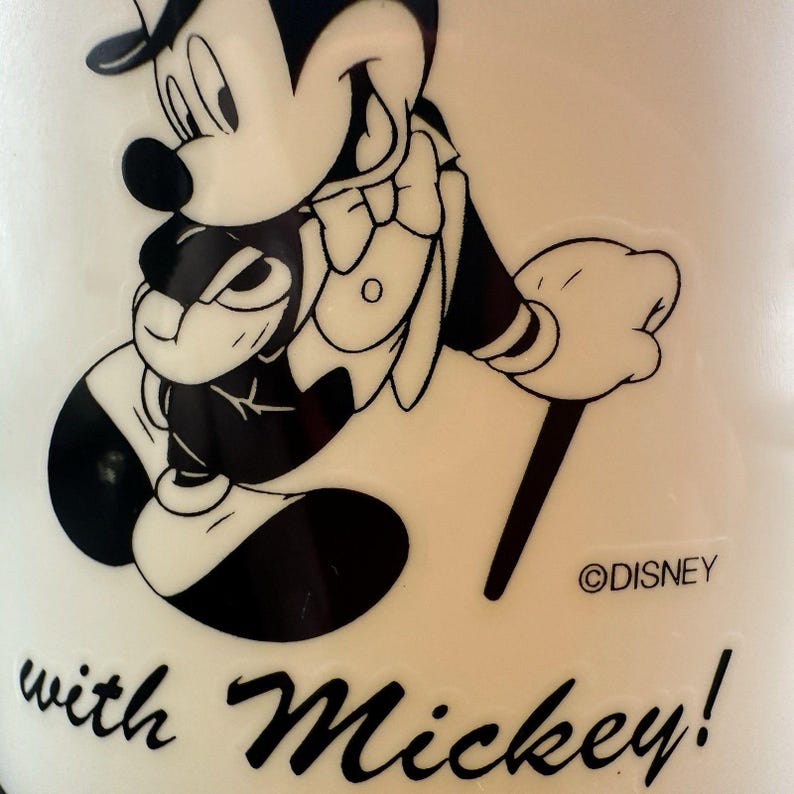Vintage Tupperware Disney Mickey Mouse Steppin Out Travel Mug Cup USA Disneyana image 4