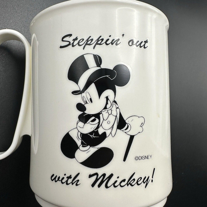 Vintage Tupperware Disney Mickey Mouse Steppin Out Travel Mug Cup USA Disneyana image 11