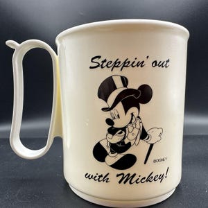 Vintage Tupperware Disney Mickey Mouse Steppin Out Travel Mug Cup USA Disneyana image 3