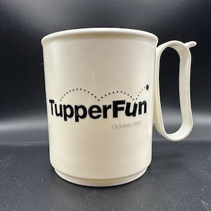 Vintage Tupperware Disney Mickey Mouse Steppin Out Travel Mug Cup USA Disneyana image 1