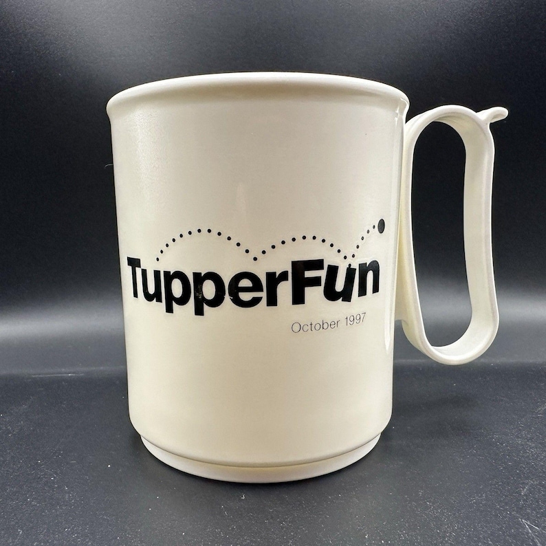 Vintage Tupperware Disney Mickey Mouse Steppin Out Travel Mug Cup USA Disneyana image 1