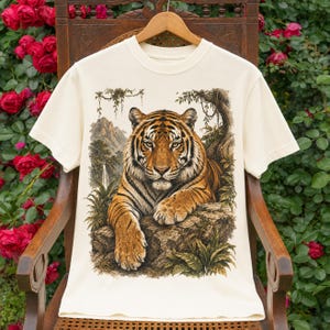 Vintage Jungle Tiger Graphic Tee, Tropical Wildlife Animal Shirt, Dark Safari Nature Style Top, Comfort Colors Animal Gift Tee, Tiger Tee