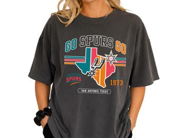 Vintage Go Spur Go Est. 1973 uniseks shirt, San Antonio basketbalfan T-shirt, Spur Game Day shirt, retro basketbal teamgeest cadeau