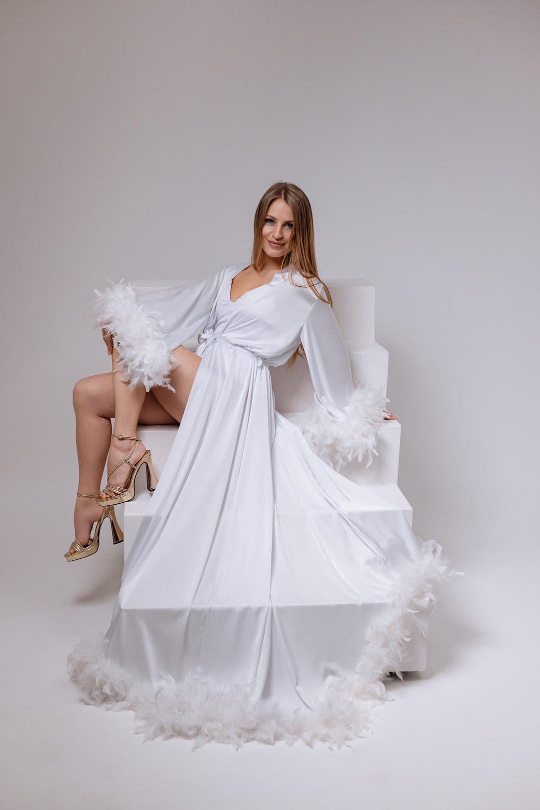Feather Trim Robe With Train, Glam Long Robe, Silk Statement Robe With ...