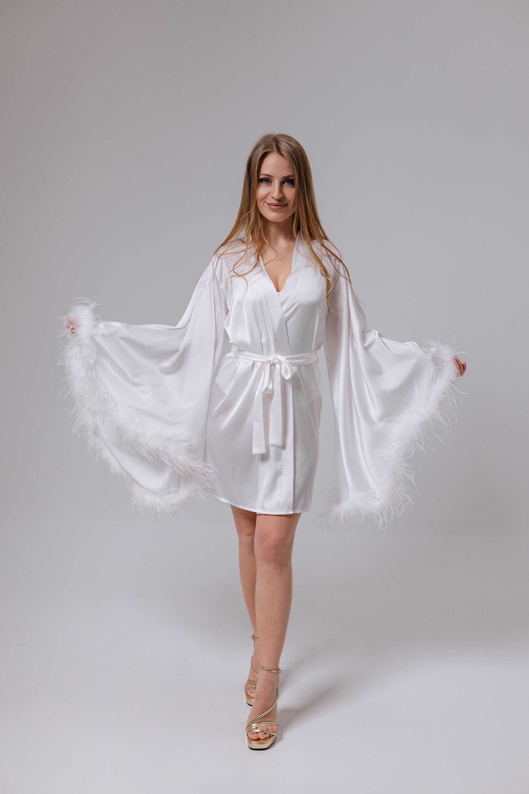 Lovasy Vestaglia Damigella Bianca In Raso Da Donna, Accappatoi E Vestaglia Da Sposa Camicia Da Notte In Pizzo Satin Sexy Pigiama Kimono Scollo V Damigelle Champagne S 102564636