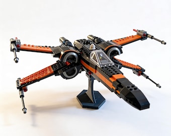 2x LEGO Display Stands – Universal Stand for Star Wars Spaceships, Titanic & Models | Display Case Holders | Made in Germany