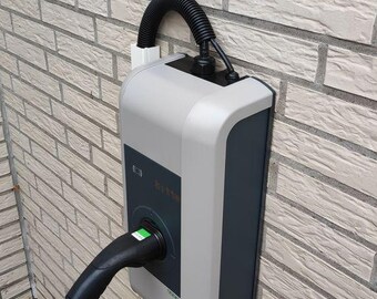 Cable cover suitable for KEBA KeContact P30 wallbox | Cable grommet cover | Electric car charging station, black