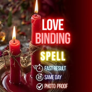 Puede incluir: Un juego de tres tazas de cerámica con un acabado moteado y mate. Las tazas son de color crema, gris claro y gris oscuro. Cada taza tiene un diseño simple y minimalista y un asa redondeada.