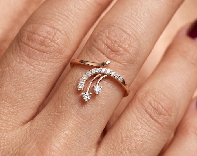 Shooting Star Ring, Celestial Diamond Ring, Curved Diamond Ring, Minimalist Gold Ring, Starburst Ring, Dainty Stacking Ring, Gift for Her