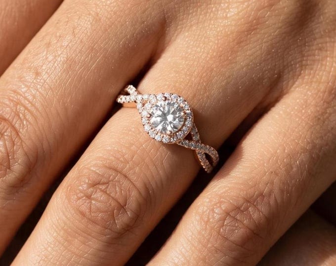 Split Shank Engagement Ring, Rose Gold Halo Diamond Ring, Twisted Pavé Bridal Ring, Vintage Promise Jewelry Gift, Goldring, Anillo