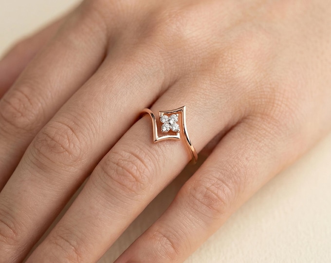 Floral Diamond Ring, Geometric Diamond Ring, Minimalist Gold Ring, Dainty Flower Ring, Cluster Diamond Ring, Gift for Her, Promise Ring
