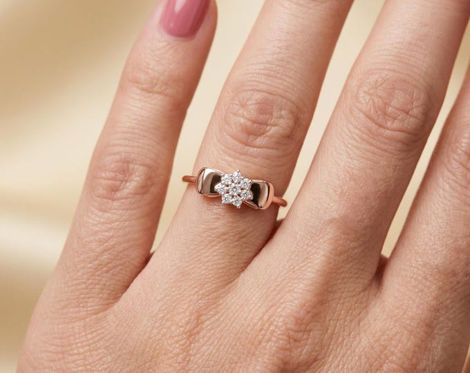 Star Diamond Ring, Celestial Ring, Diamond Cluster Ring, Dainty Gold Ring, Minimalist Star Ring, Cute Sparkle Ring, Gift for Her, 10kt Gold