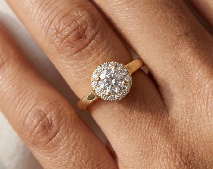 Halo Engagement Ring, Yellow Gold Diamond Ring, Round Cut Bridal, Minimalist Promise Ring, Elegant Wedding Jewelry, Vintage Promise Goldring