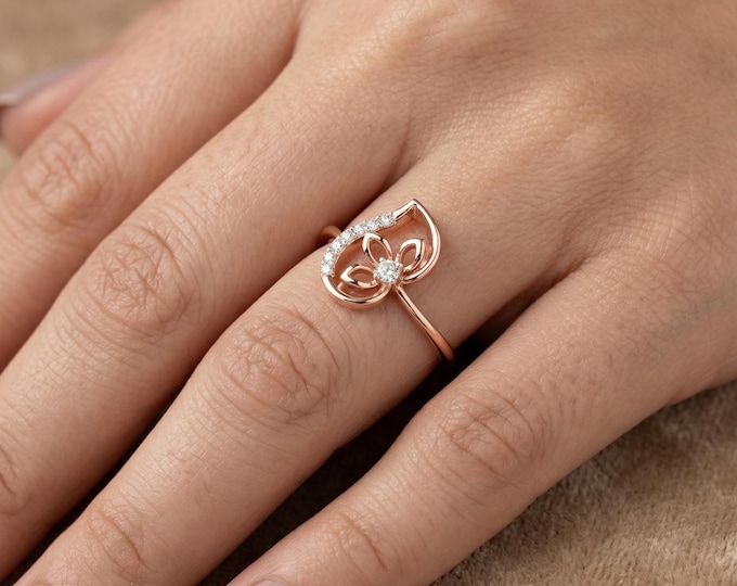 14K Rose Gold Lab Grown Diamond Heart Ring, Dainty Floral Diamond Ring, Minimalist Love Ring, Promise Gift for Women