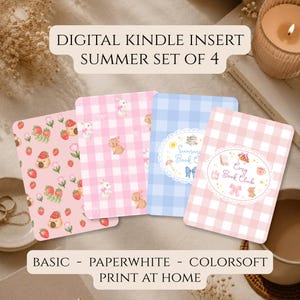 Puede incluir: Un conjunto de cuatro insertos digitales rectangulares para Kindle con temas de verano. Los diseños incluyen fresas rosas, cuadros vichy rosas con conejitos, cuadros vichy azules con etiqueta Summer Book Club y cuadros vichy rosas Cozy Book Club.