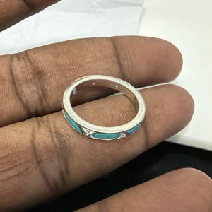 Türkisfarbener Ehering, Ring mit Sterlingsilber-Einlage, minimalistischer Stapelring, Boho-Ehering, handgefertigter Verlobungsring, Jahrestagsgeschenk Bild 4