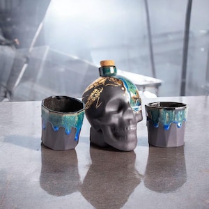 Karaffe & Glas Set - Gold Akzent, Handgemachter Wasserkrug aus Keramik