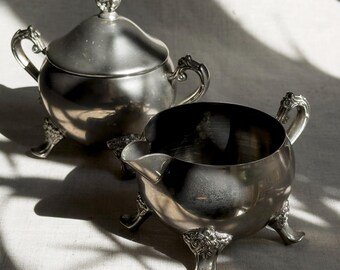 Azucarero y lechera de plata patinada – Juego de té antiguo – Dúo vintage