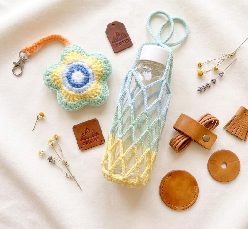 Crochet Flower Keychain Pattern | Transformable Cup Holder PDF | No Sew Water Bottle Carrier | 2 in 1 Crochet Patterns With Video Guide image 2