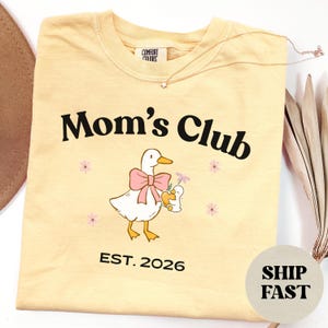 Comfort Colors Mama Duck Shirt, Cute Mom Shirt, Motherhood Tee, New Mom Gift, Baby Shower Gift, Aesthetic Mom Shirt, Comfort Colors T-Shirt Butter