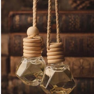 Spine & Sage Car Diffuser: Focus, Grounding, Dark Academia