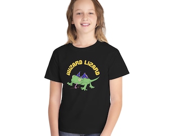 ウィザードリザード ユースTシャツ | 手描きの魔法の杖と星空の帽子のデザイン