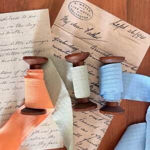 Crêpe Georgette lint, 40 mm breed, per meter verkocht, delicaat lint met linnenlook, vintage bruiloftsdecoratie, pastelkleurig cadeaulint, DIY zelfkant, 1 m, 2 m, 4 m, elegant