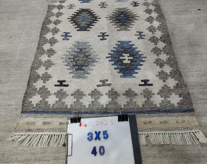 Handwoven Wool Kilim Rug 4x6, Colorful Geometric Indian Dhurrie, White Cream Boho Area Rug, Flatweave Tribal Carpet for Living Room, Bedroom