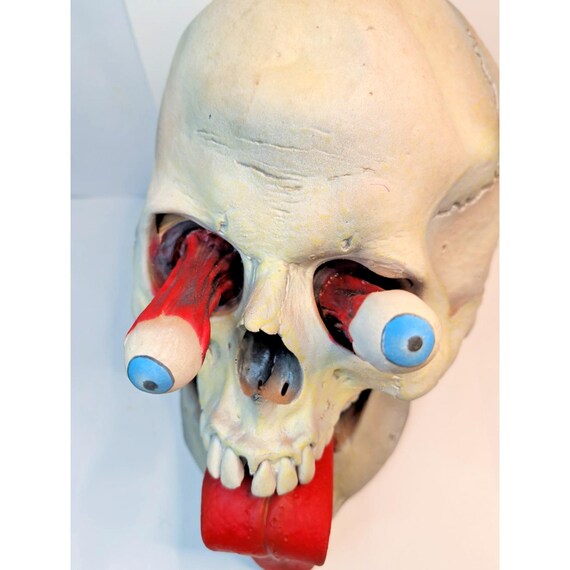 Illusive Concepts Popping Eye Skull Halloween Mask 90s Vintage Super Rare Large View 2