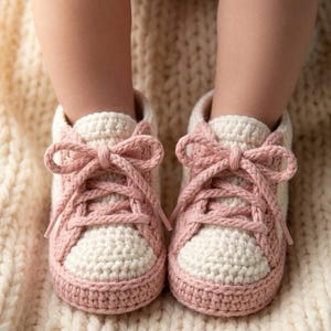 Virkmönster för babysneakers | Höga skor, nyföddstorlekar (PDF)