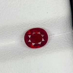 0.77 Carat Natural Mozambique Ruby Oval Cut Gemstone Pigeon Blood Red Eye Clean
